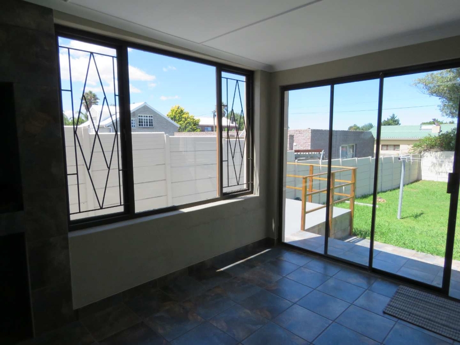 4 Bedroom Property for Sale in Kleinmond Western Cape
